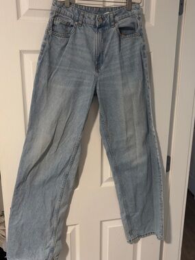 Divided Light Blue Straight-Leg Women's Jeans